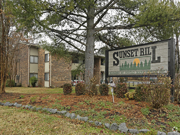 Exterior of Sunset Rill Apartments