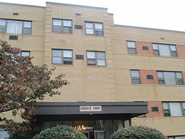 Exterior of Borbeck Court Apartments