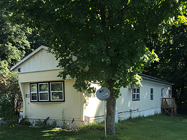Exterior of Mobile Home at Saratoga Green Mobile Home Park